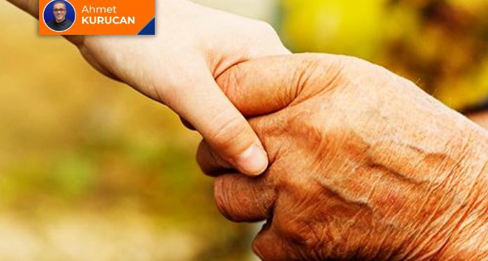 Dede sen babaannemin evinde mi kalacaksın?