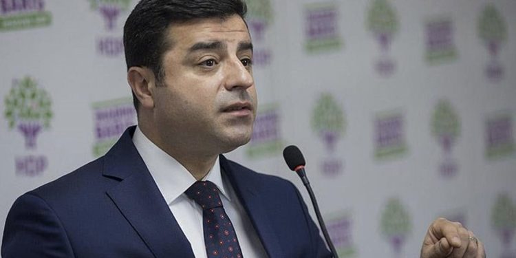 Demirtaş: Erdoğan seçimle geldi seçimle gidecek