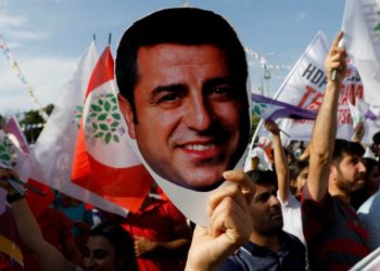 Demirtaş Reuters'a konuştu: Ortak aday olasılığı halen masada, kapı kapalı değil