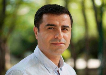 Demirtaş: Seçimi, demokrasiye inananlar kazanacak. Yeter ki odağı kaybetmeyin