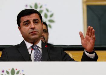 Demirtaş’tan yargı, medya ve bürokrasiye uyarı: Er ya da geç adil yargı karşısına çıkacaklar