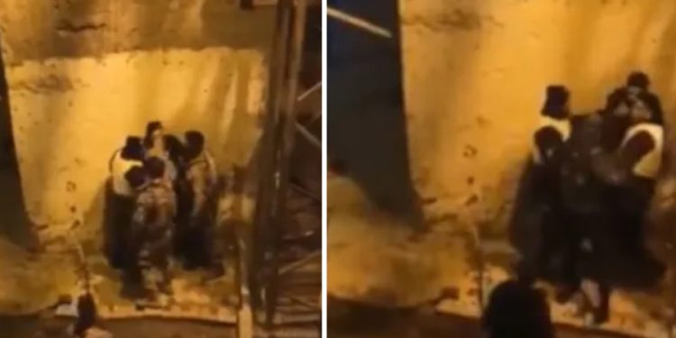 Diyarbakır’da polis, yatsı namazına giden kişiyi darp etti