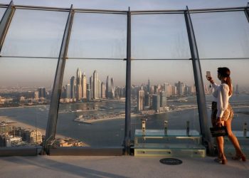 Dubai'den yeni turizm hamlesi: Yüzde 30'luk alkol vergisi askıya alındı