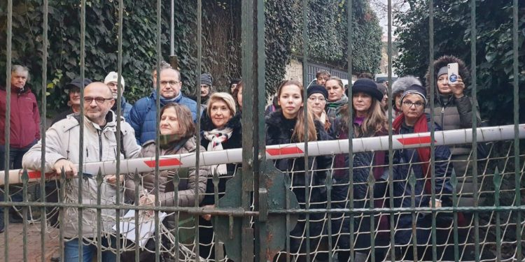Dün tahliye edilen BÜMED geri dönüyor: Boğaziçi yönetimi yürütmeyi durdurma kararına uyacak mı?