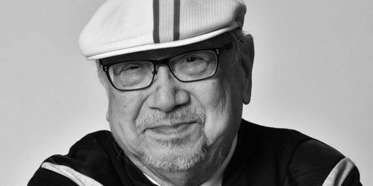 Dünyanın en uzun süre DJ'lik yapan insanı 'Ray Amca' öldü