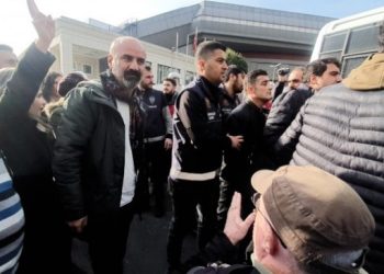 'Düzeni biz değil, dili yasaklayanlar bozuyor'