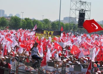 EYT'yi kıl payı kaçıranlar: 48 saat ile 17 yıl kaybettim