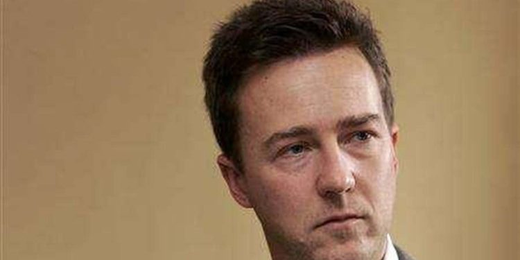 Edward Norton'ın 'Pocahontas'ın torunu olduğu ortaya çıktı