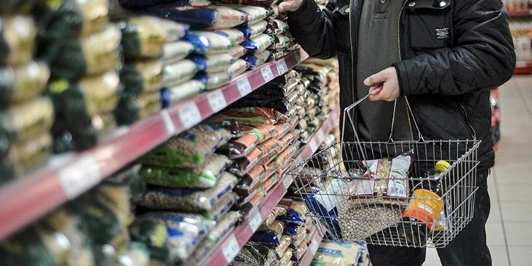 Ekonomistler yorumladı: Tartışmalı enflasyon rakamı refahınızdan çalıyor