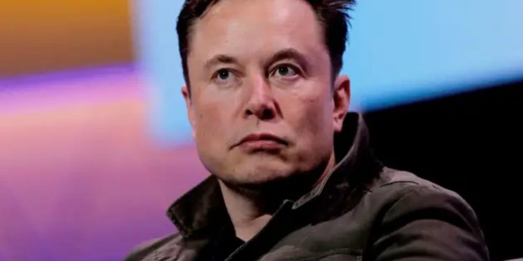 Elon Musk tarihe geçti: Serveti 200 milyar dolar azaldı
