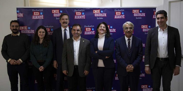 Emek ve Özgürlük İttifakı 'seçim' gündemiyle toplandı