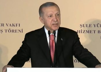 Erdoğan: "Anayasa değişikliği teklifi reform sürecinin adeta zafer tacı olacak