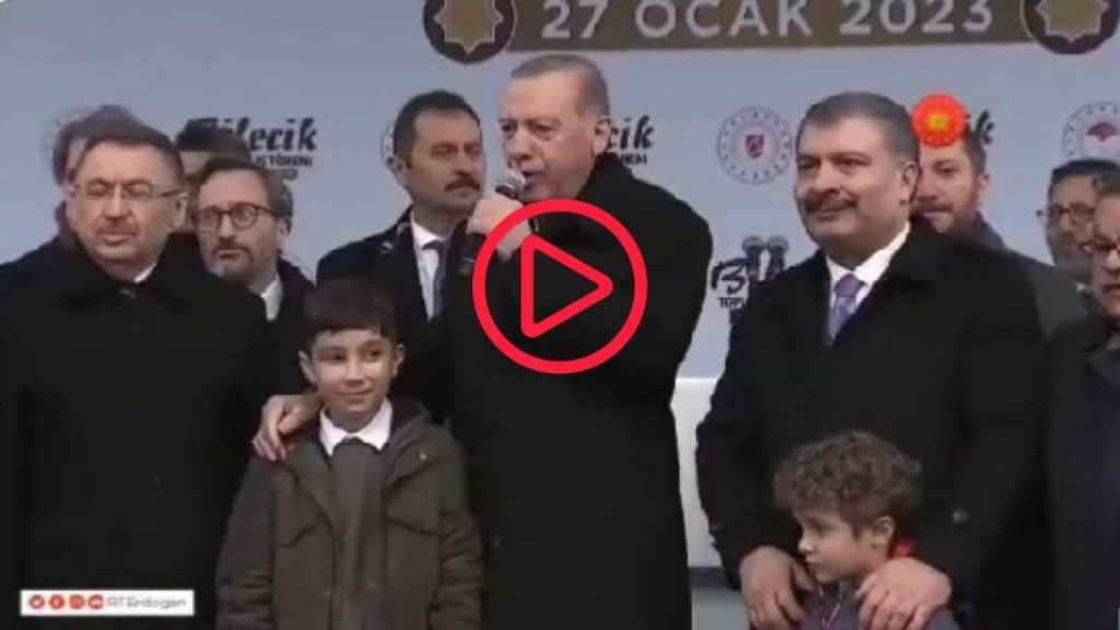 Erdoğan, Cengiz Kurtoğlu'nun şarkısını söyledi: Duyanlara, duymayanlara...