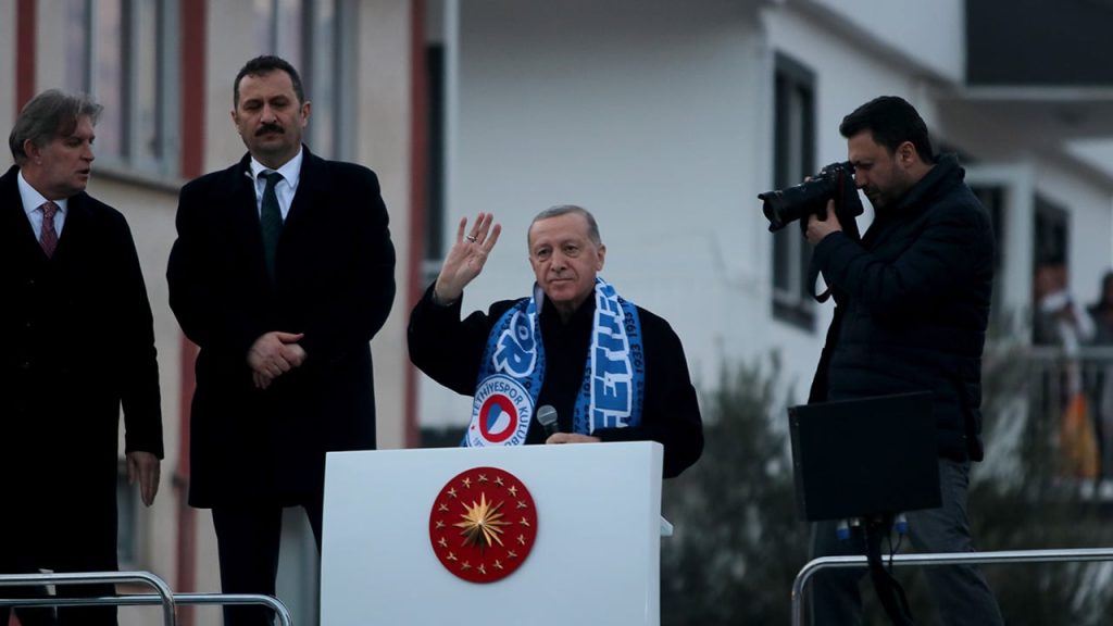 Erdoğan: Ey Yunan, uslu dur