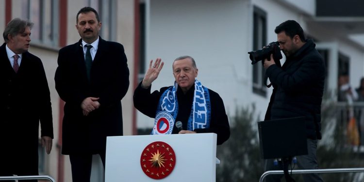 Erdoğan: Ey Yunan, uslu dur