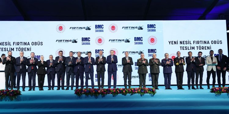 Erdoğan, Kılıçdaroğlu’nu hedef aldı, komutanlar alkışladı