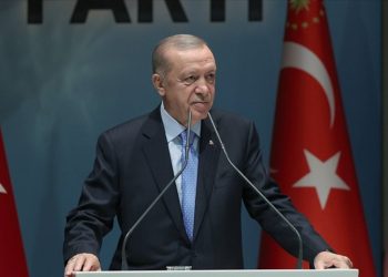 Erdoğan: Mevsim şartlarına göre seçimleri öne çekebiliriz