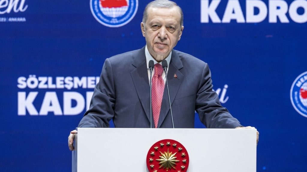 Erdoğan açıkladı: Memur ve emekli zammı yüzde 25