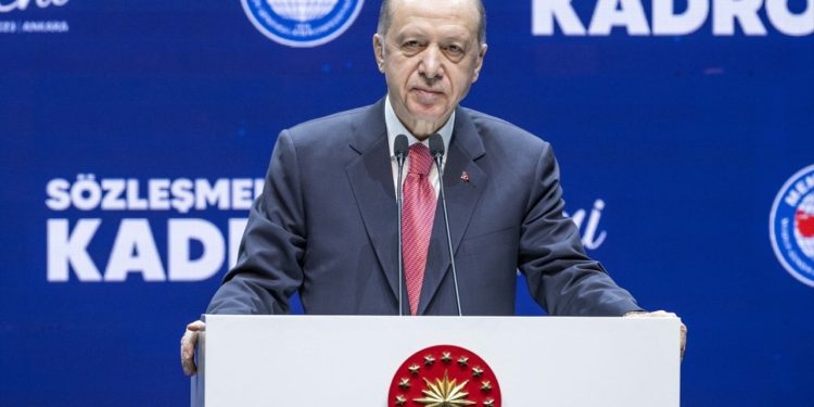 Erdoğan açıkladı: Memur ve emekli zammı yüzde 25