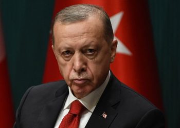 Erdoğan, 'karne hediyesi et' haberini yapan muhabiri hedef aldı