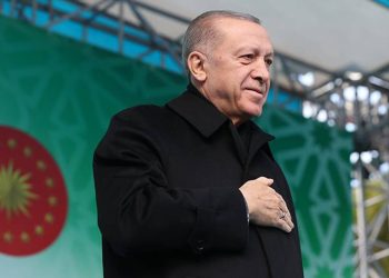 Erdoğan'dan seçim öncesi 'Roman açılımı': 'Roman Koordinasyon Merkezi kuruyoruz'