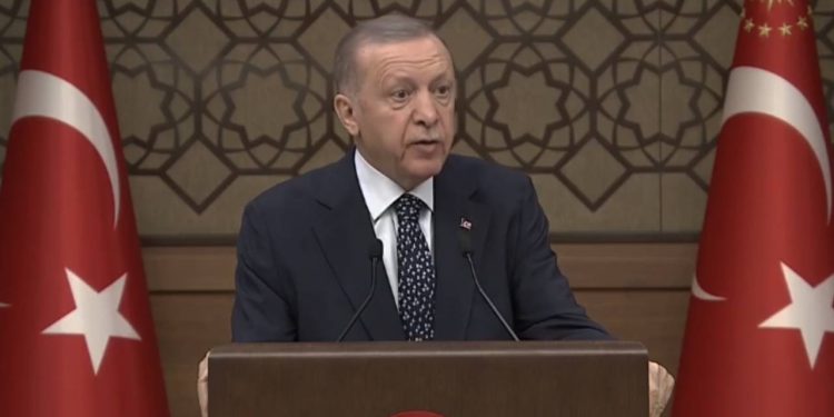 Erdoğan’dan sığınmacıların dönüşü hakkında açıklama: Rusya ve Suriye ile yürüttüğümüz temaslar meyve verdikçe sayılar artacak