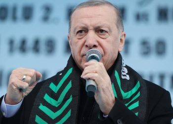 Erdoğan'dan üç dönem tartışmasına yanıt: 2018'de kronometre sıfırlandı