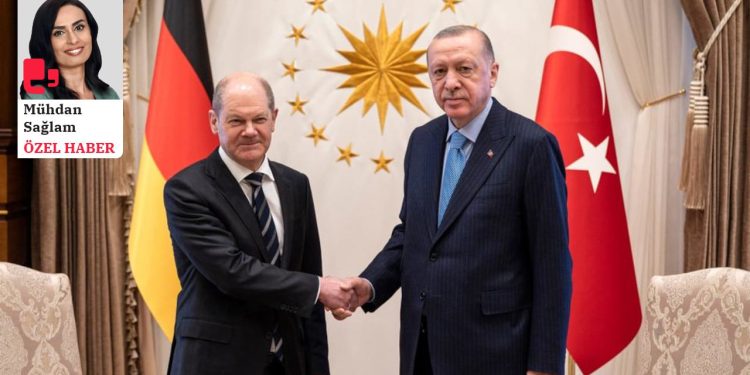 Erdoğan’ın Almanya gezisi neden ertelendi?