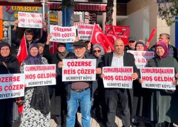 Erdoğan’ın Bursa Mitingi’ne köylüler alınmadı: Gerekçe ‘Çözerse Reis çözer’ pankartları