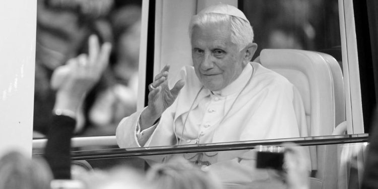 Eski Papa 16. Benedikt, hayatını kaybetti