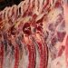 Et ve Süt Kurumu (ESK), kilo başına küçükbaş hayvan eti alımında 5-8 lira, büyükbaş hayvan eti alımında 13-26 lira arasında zam yaptı. Bu zamların ardından kurumun, et satış fiyatlarına da zam yapması bekleniyor.