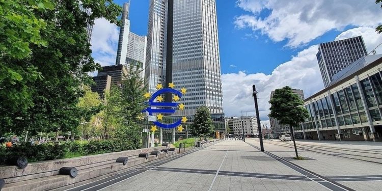 Euro Bölgesi ekonomisi 2022'de yüzde 3,5 büyüdü