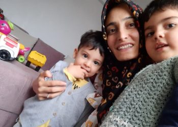 Ev hanımı anne tutuklandı, 2 ve 4 yaşında iki çocuk daha hapse girdi