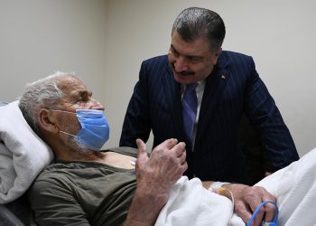 Fahrettin Koca, toplam muayene sayısını açıkladı: Tablo birçok açıdan düşündürücü