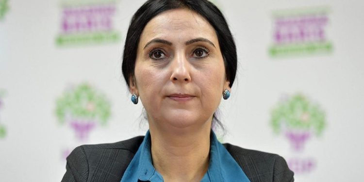 Figen Yüksekdağ'a da sahte haber: 'Demirtaş'ın avukatıyım, annen kaza geçirdi' dedi