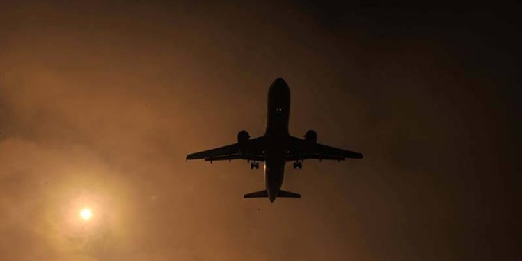 Filipinler'de elektrik kesintisinden yüzlerce uçuş ve 65 binden fazla yolcu etkilendi