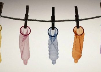 Fransa'da 25 yaş altı için prezervatif ücretsiz oldu