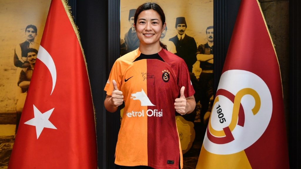 Galatasaray Kadın Futbol Takımı, Li Jiayue'yi kadrosuna kattı!