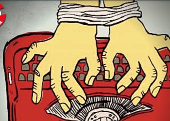 Gazeteciye gönderilen Roma Mitolojisine ait kartpostal müstehcen sayıldı!