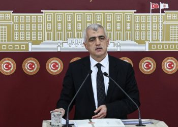 Gergerlioğlu'ndan 'Gülten Sayın'ın cezası ertelensin' çağrısı