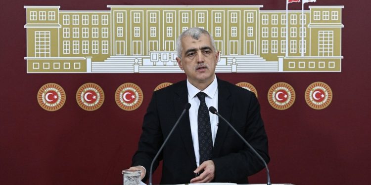 Gergerlioğlu'ndan 'Gülten Sayın'ın cezası ertelensin' çağrısı