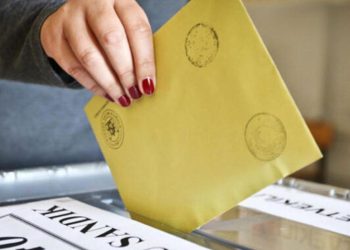 Gezici Araştırma'dan 'ikametgah' uyarısı: 2,5 milyon genç oy kullanamayabilir