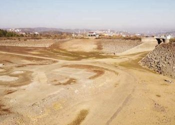 Gökçe Barajı'nda su seviyesi azaldı: Yalova'nın 30 günlük suyu kaldı