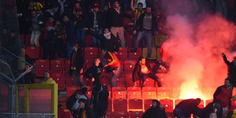 Göztepe-Altay maçında işaret fişeğini fırlatan sanık hakkında 23 yıla kadar hapis istendi