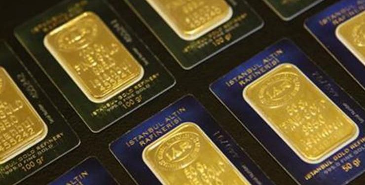 Yeni yıla yükselişle giren gram altın, 1115 lira seviyesine ulaşarak rekor kırdı.