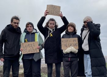 Greta Thunberg Almanya’da çevrecilere destek verdi