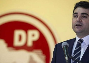 Gültekin Uysal: Ortada kravatlı bir soygun var