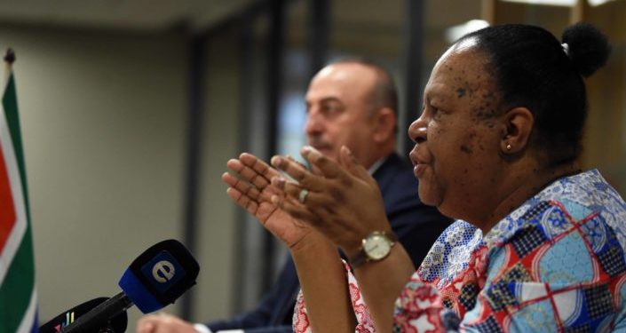 Güney Afrika Dışişleri Bakanı’ndan Çavuşoğlu’na: Söz değil aksiyon istiyoruz