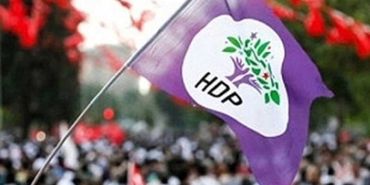 HDP'den bloke kararına karşı kampanya: Hazinemiz halkımızdır