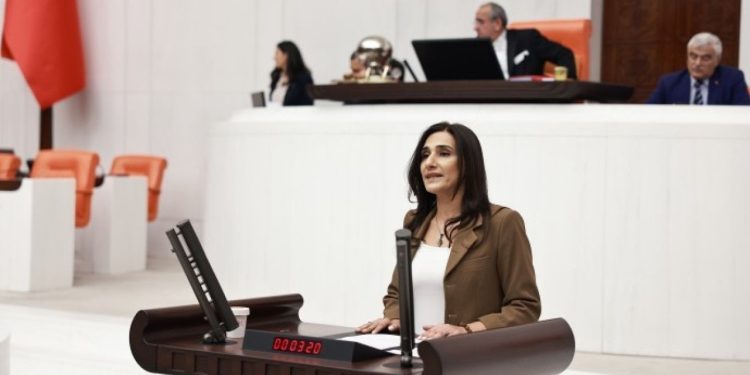 HDP'den iş cinayetleri için Araştırma Komisyonu kurulması talebi